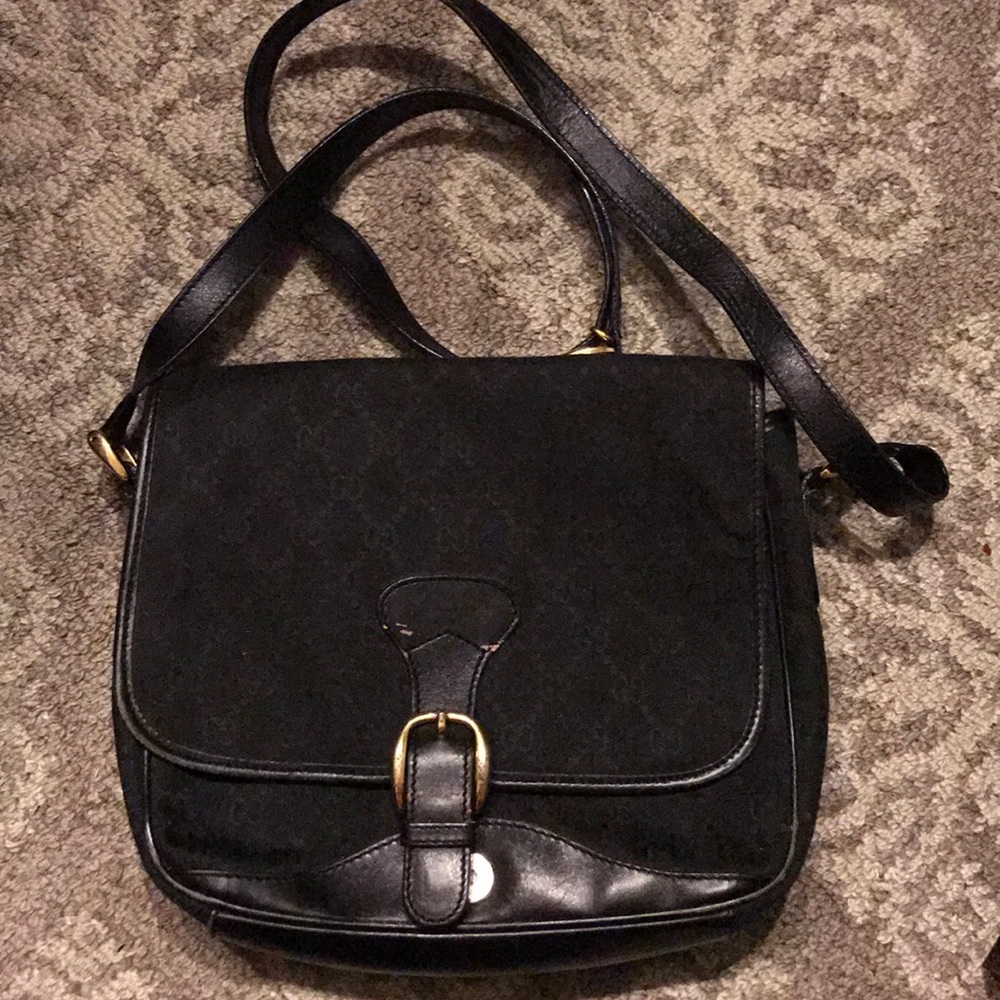 Gucci Cross Body Bag-Authentic